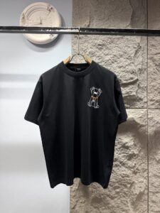 Fendi Unisex Cute Puppy Embroidery Oversized T-Shirt, Black, Minimalist Playful Luxury Casual Short Sleeve Top